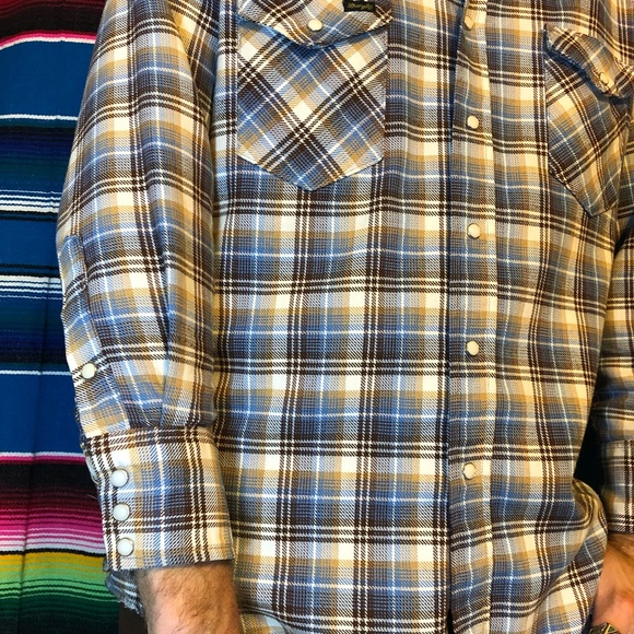 Vintage Wrangler Pearl Snap Plaid Button Up - Picture 2 of 6